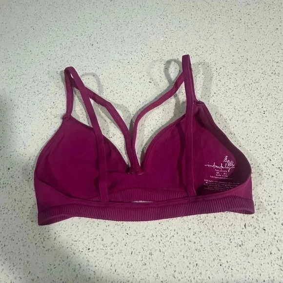 Free People Keira Seamless Bralette in Fuchsia Size M/L EUC - Picture 2 of 3